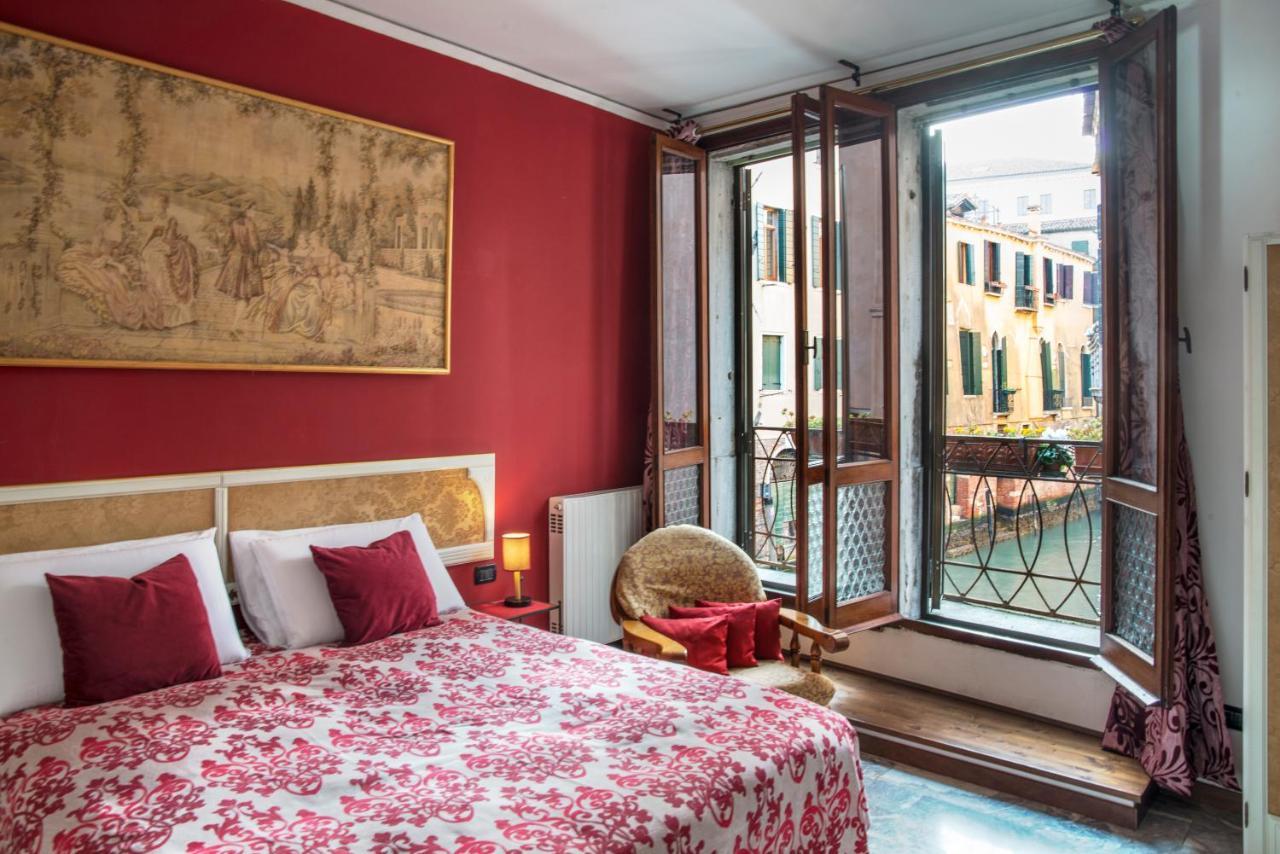 Tre Sestieri Terrace Canal View Gasthof Venedig